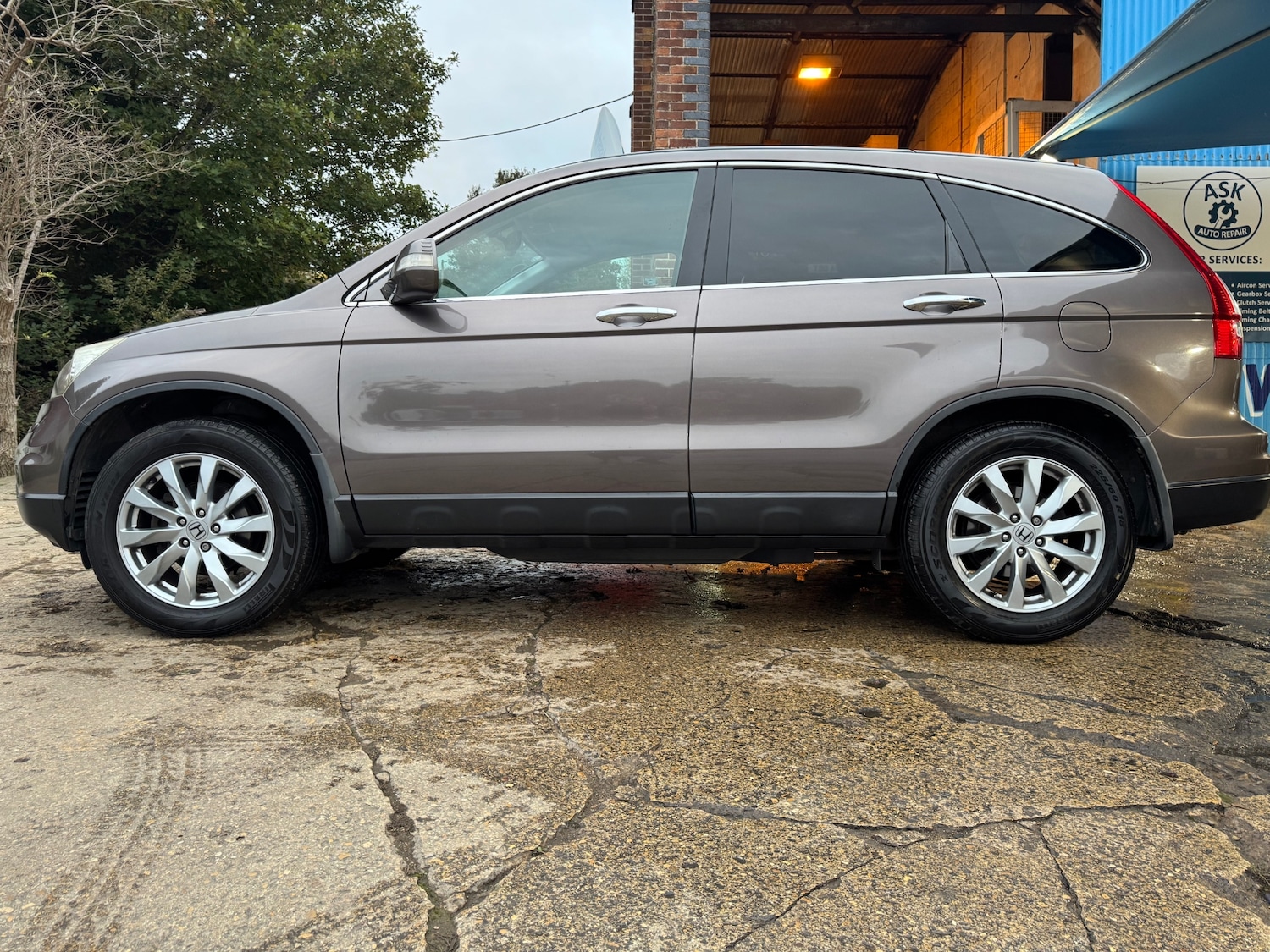 Used Honda CR-V 2011 for sale - 76292224: Photo 10