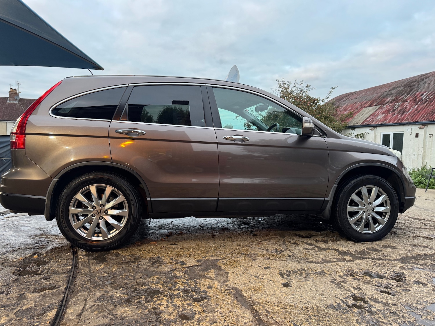 Used Honda CR-V 2011 for sale - 76292224: Photo 9