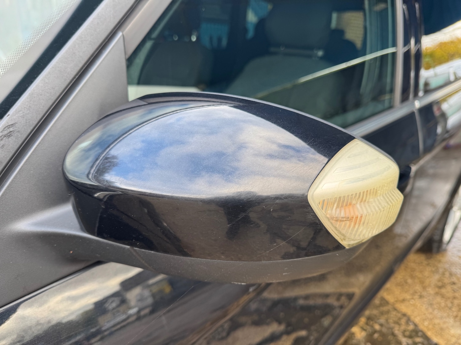 Used Ford S-Max 2010 for sale - 76461905: Photo 10