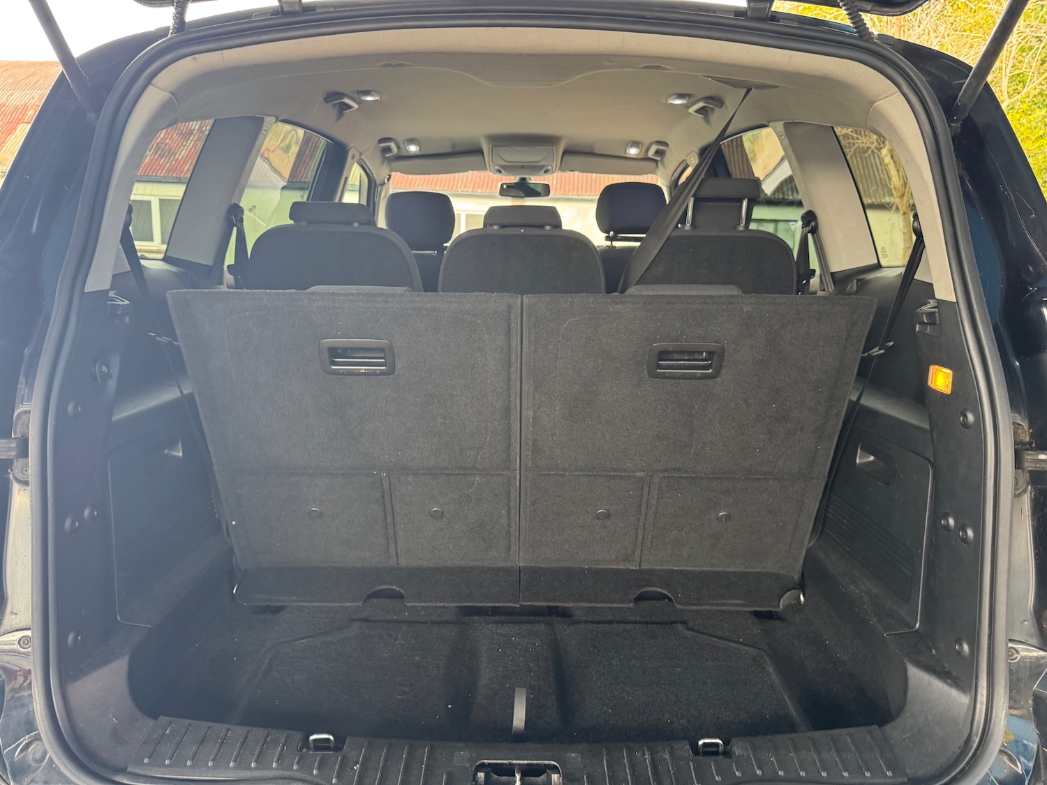 Used Ford S-Max 2010 for sale - 76461905: Photo 21