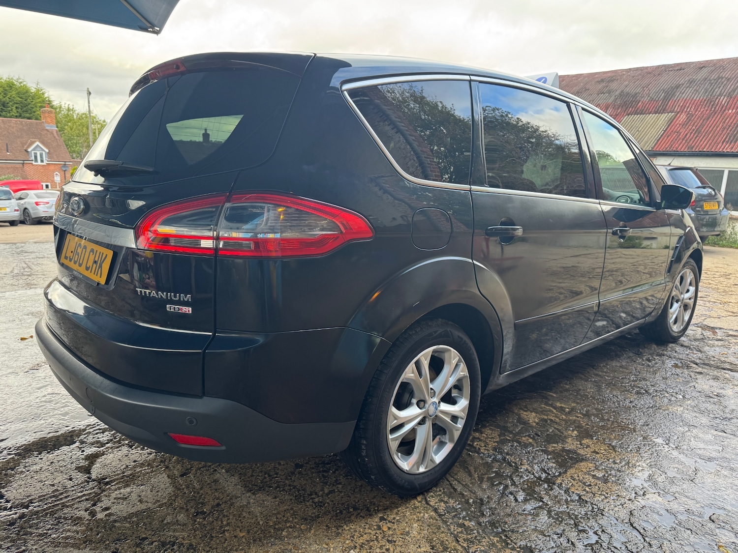 Used Ford S-Max 2010 for sale - 76461905: Photo 7