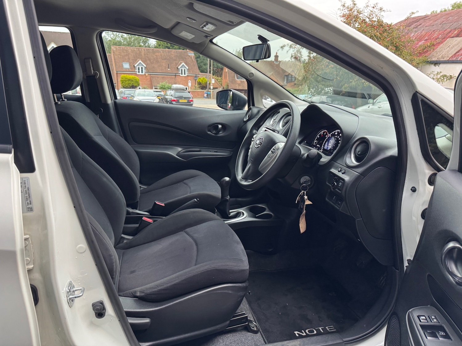 Used Nissan Note 2015 for sale - 76083604: Photo 15