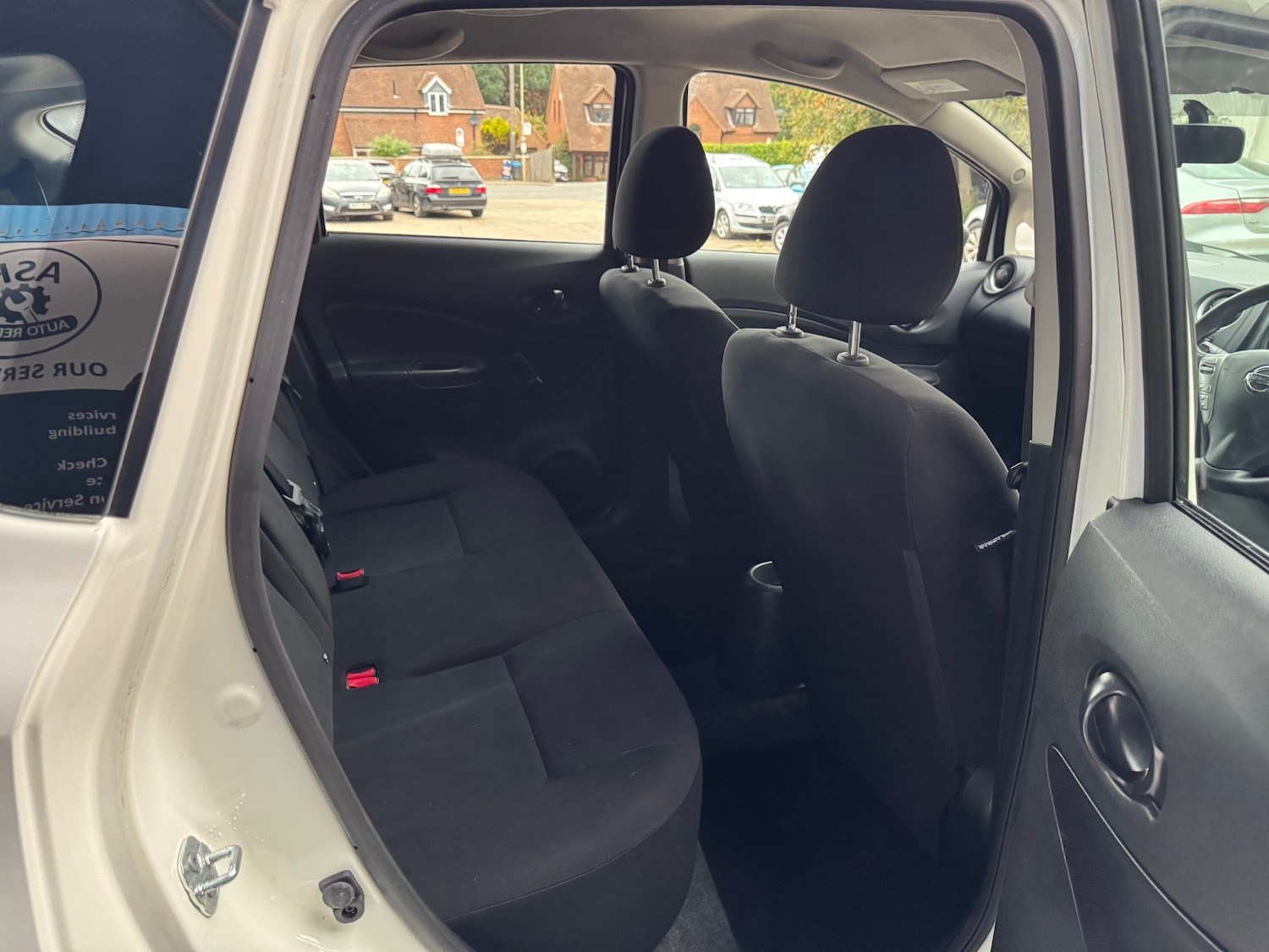 Used Nissan Note 2015 for sale - 76083604: Photo 24