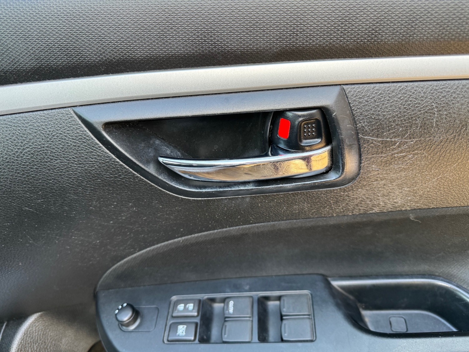 Used Suzuki Swift 2016 for sale - 76058321: Photo 13