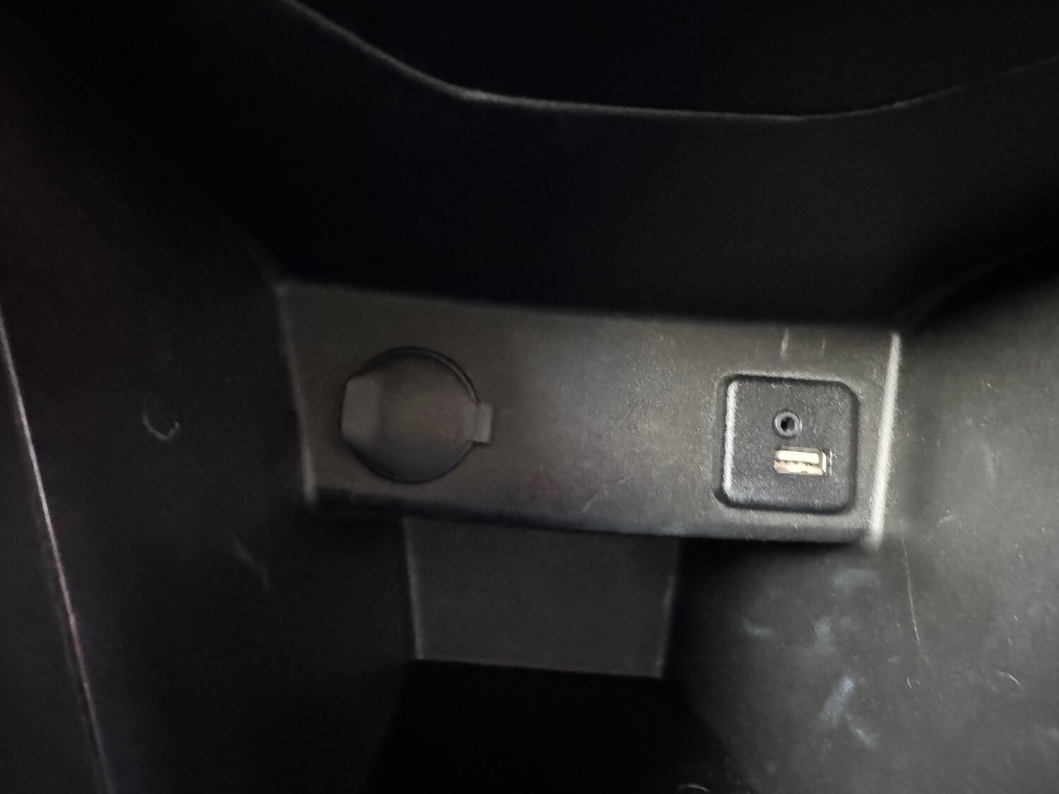 Used Suzuki Swift 2016 for sale - 76058321: Photo 15