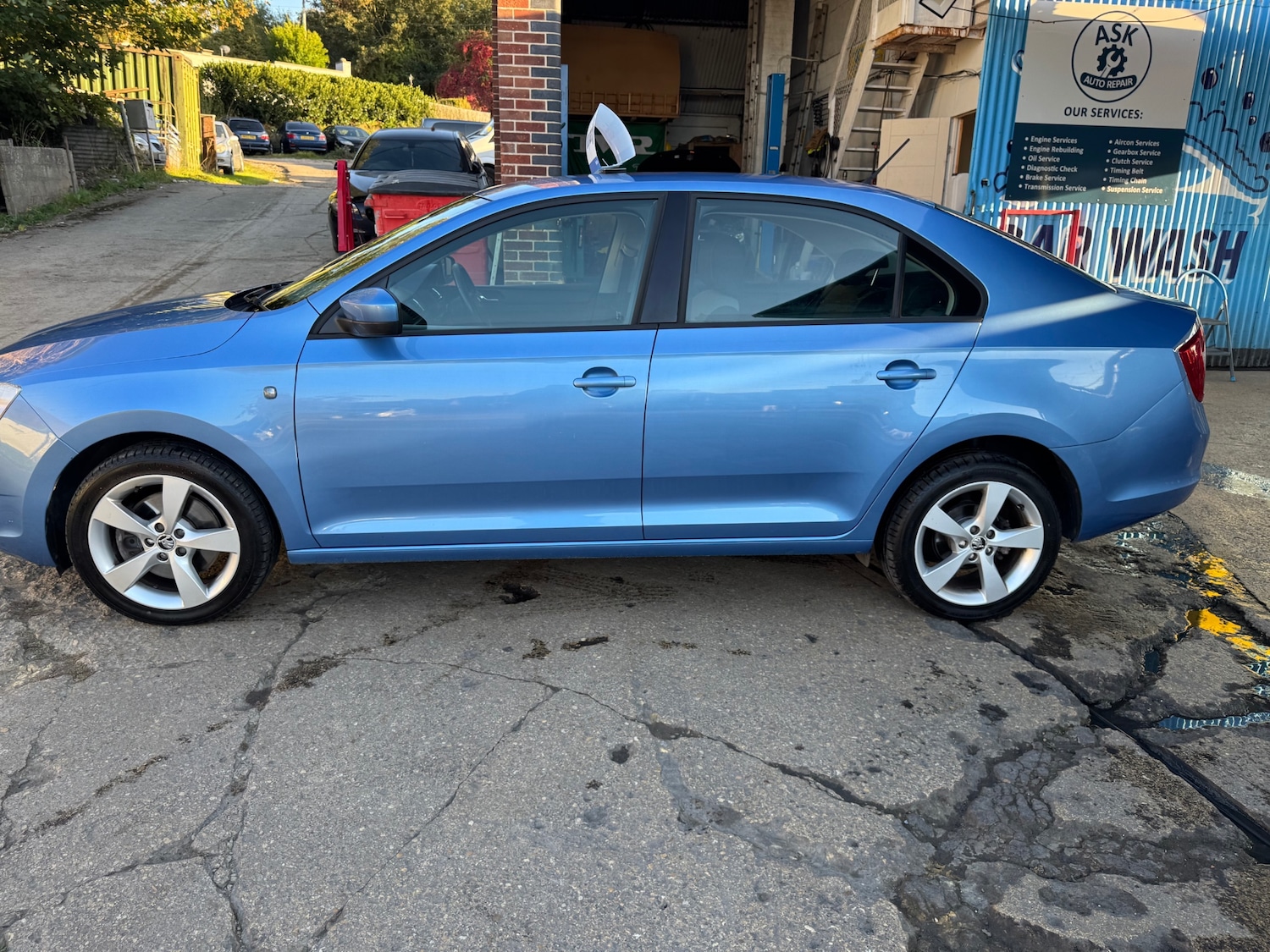 Used Skoda Rapid 2013 for sale - 76070670: Photo 10