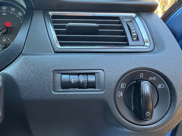 Used Skoda Rapid 2013 for sale - 76070670: Photo 16