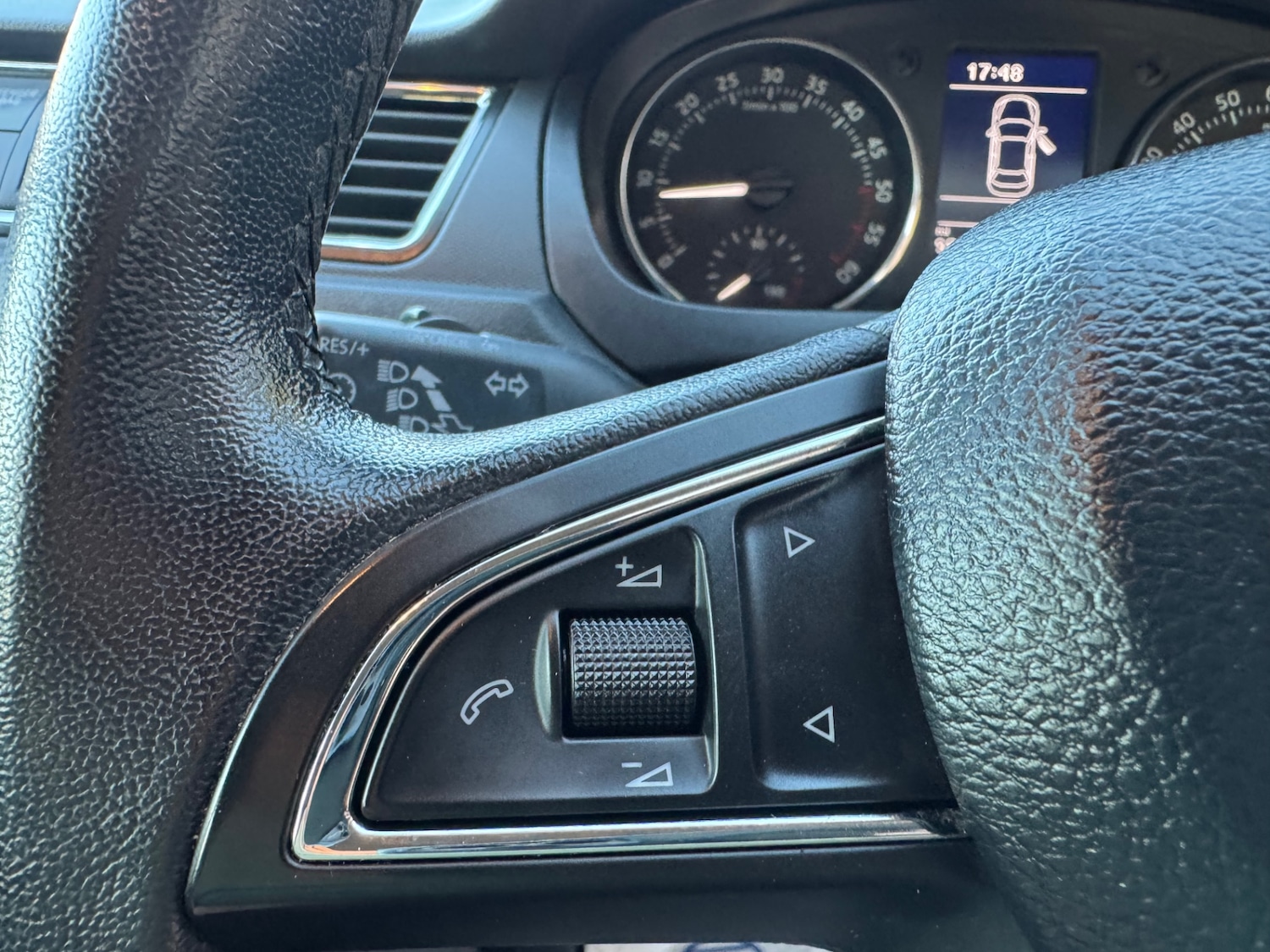 Used Skoda Rapid 2013 for sale - 76070670: Photo 17