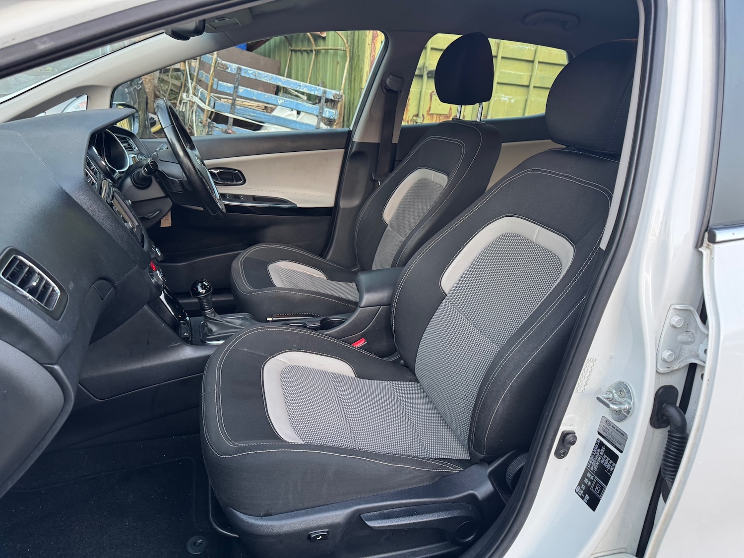 Used Kia Ceed 2015 for sale - 77750478: Photo 30