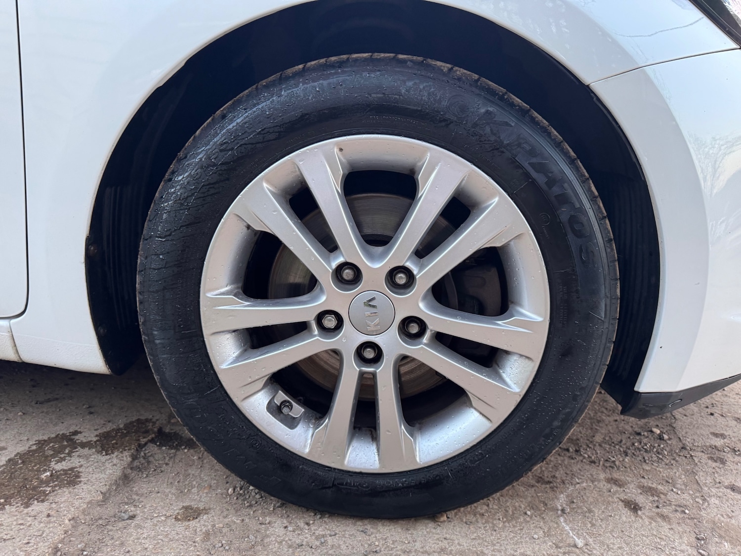 Used Kia Ceed 2015 for sale - 77750478: Photo 38