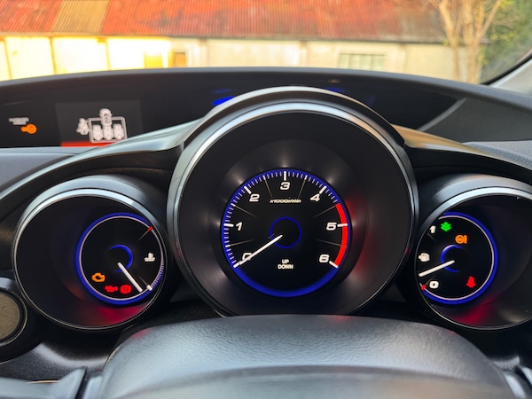 Used Honda Civic 2013 for sale - 76098859: Photo 26
