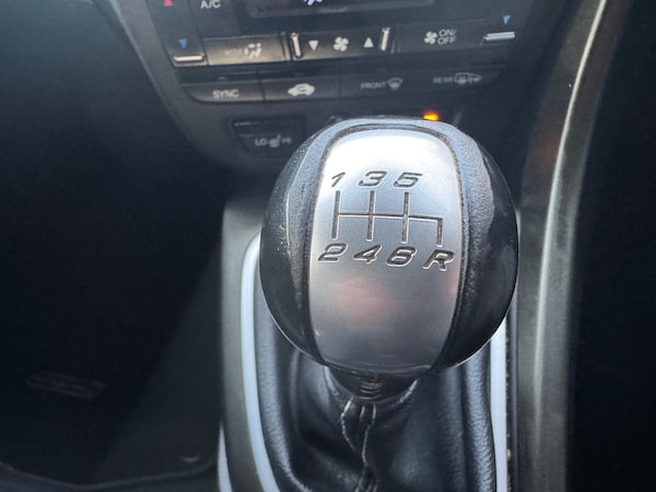 Used Honda Civic 2013 for sale - 76098859: Photo 28
