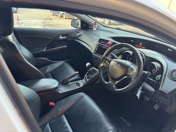 Used Honda Civic 2013 for sale - 76098859: Photo 34