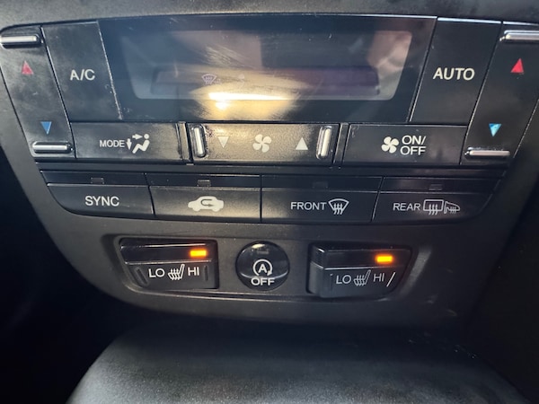 Used Honda Civic 2013 for sale - 76098859: Photo 41