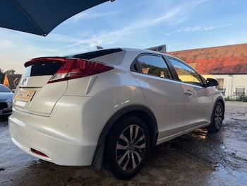 Used Honda Civic 2013 for sale - 76098859: Photo 4