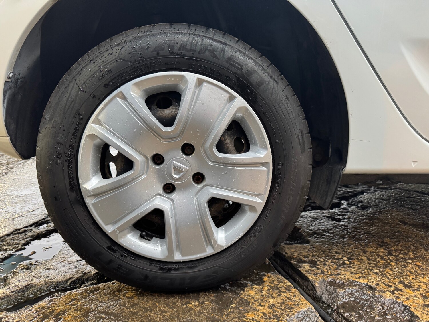 Used Dacia Sandero 2018 for sale - 75920512: Photo 28