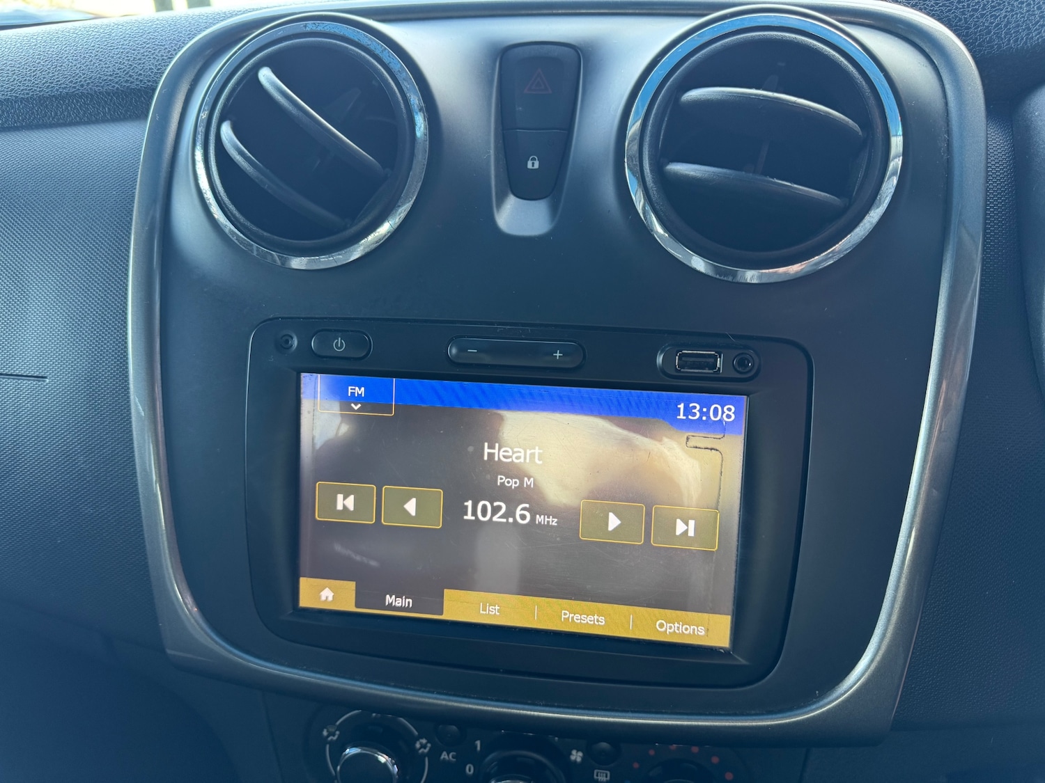 Used Dacia Sandero Stepway 2014 for sale - 76576422: Photo 13