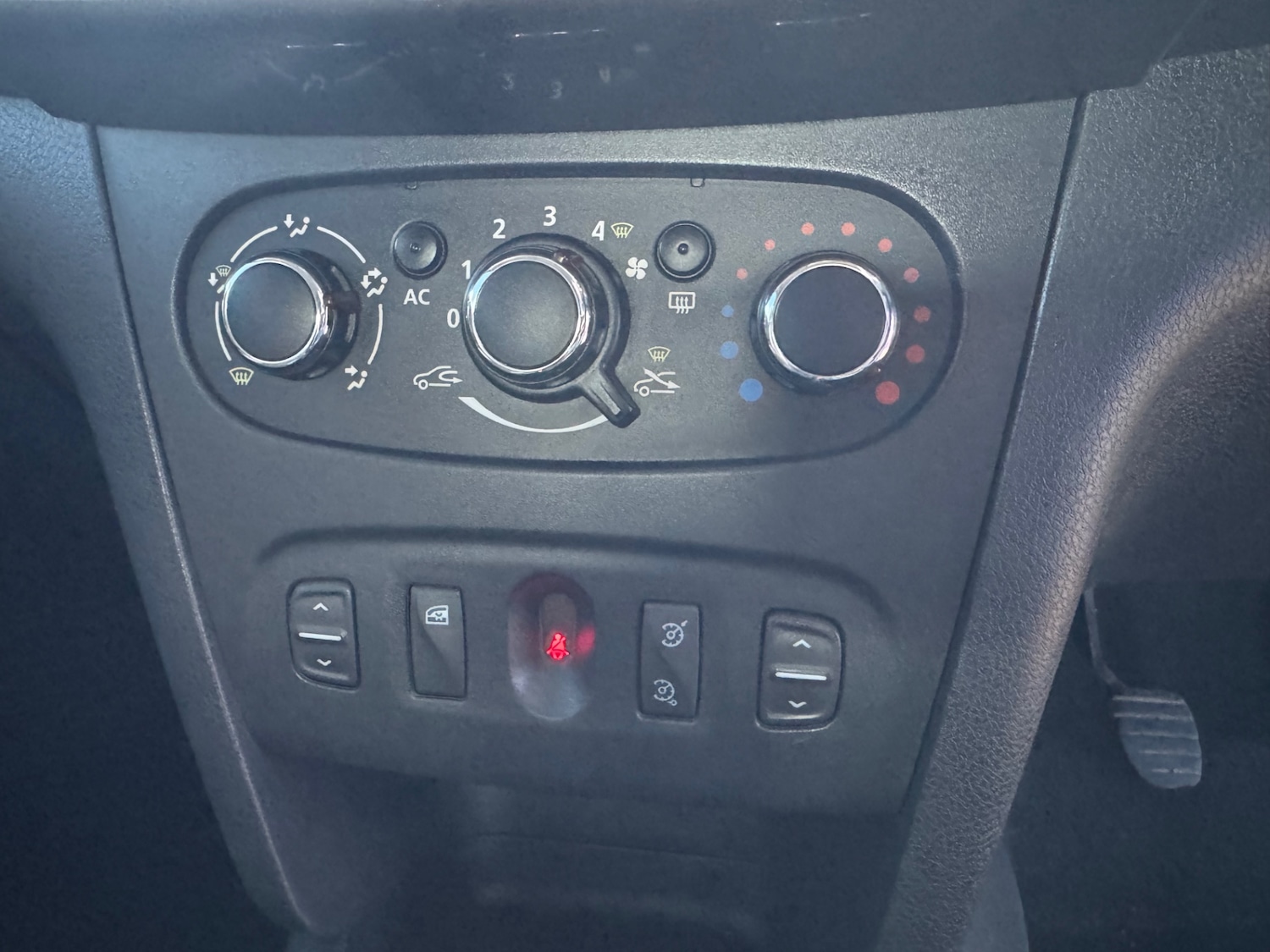 Used Dacia Sandero Stepway 2014 for sale - 76576422: Photo 15