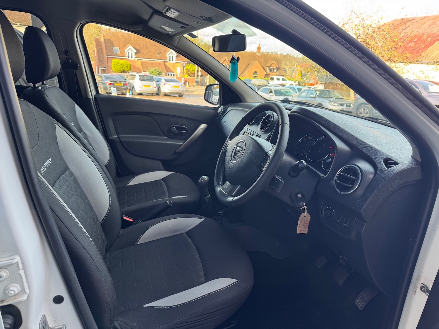 Used Dacia Sandero Stepway 2014 for sale - 76576422: Photo 8