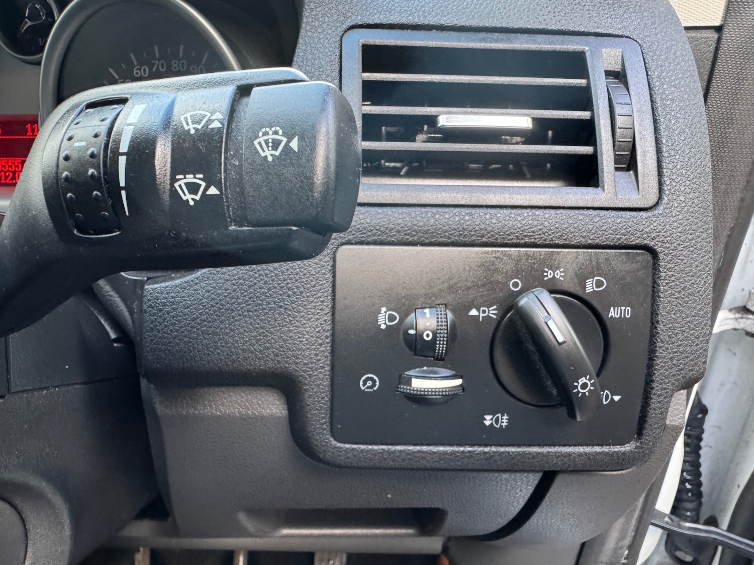 Used Ford Kuga 2012 for sale - 76392513: Photo 10