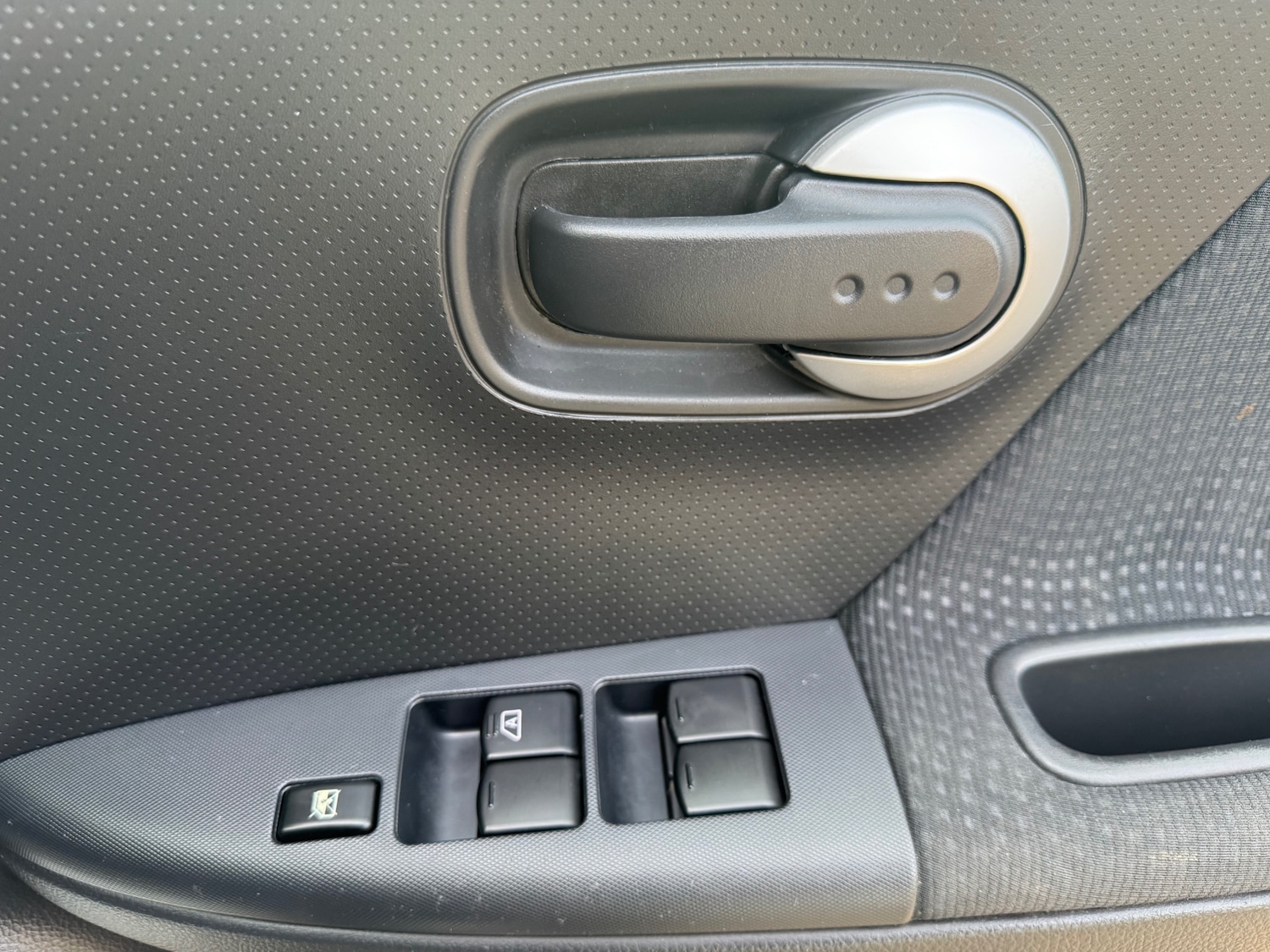 Used Nissan Note 2012 for sale - 77314148: Photo 21