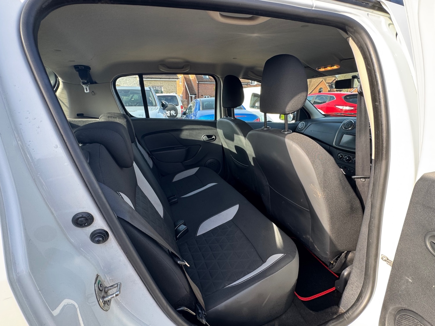 Used Dacia Sandero Stepway 2013 for sale - 77669341: Photo 13