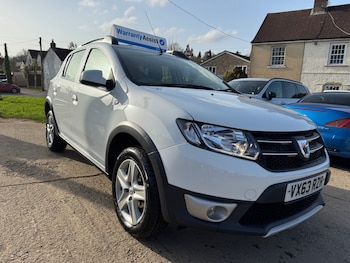 Used Dacia Sandero Stepway 2013 for sale - 77669341: Photo