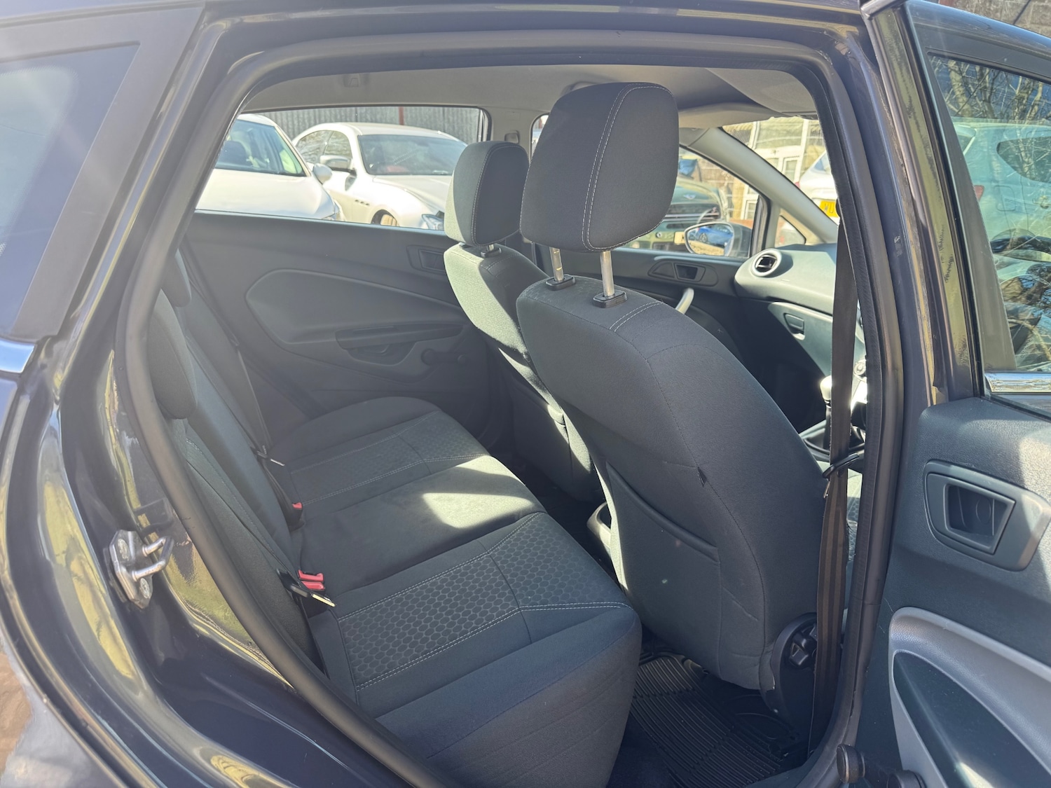 Used Ford Fiesta 2011 for sale - 77979392: Photo 11