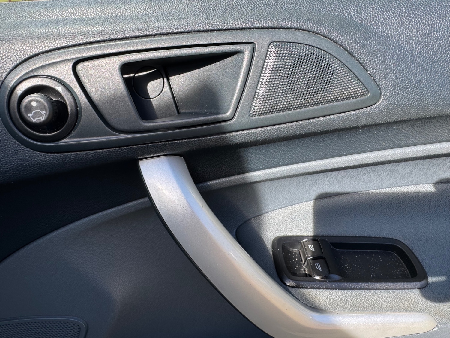 Used Ford Fiesta 2011 for sale - 77979392: Photo 17