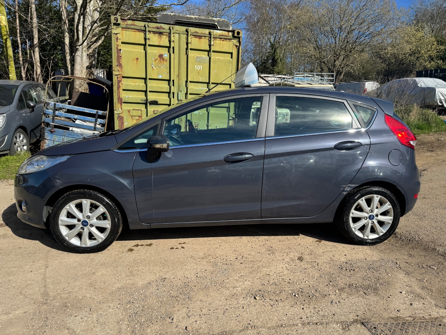 Used Ford Fiesta 2011 for sale - 77979392: Photo 3