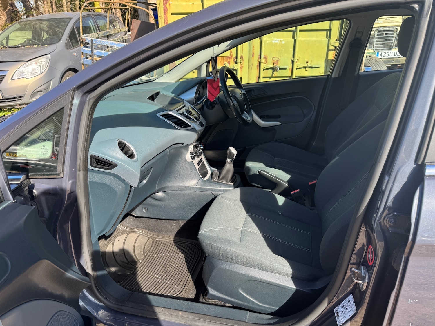 Used Ford Fiesta 2011 for sale - 77979392: Photo 9