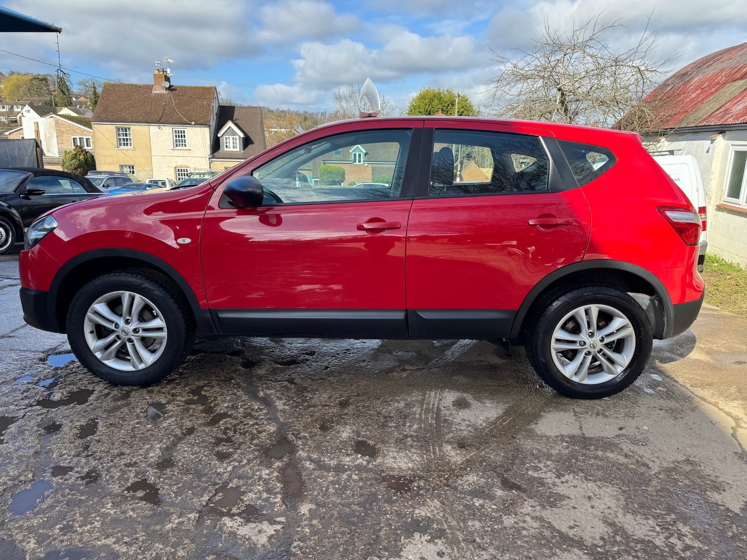 Used Nissan Qashqai 2013 for sale - 77703241: Photo 8