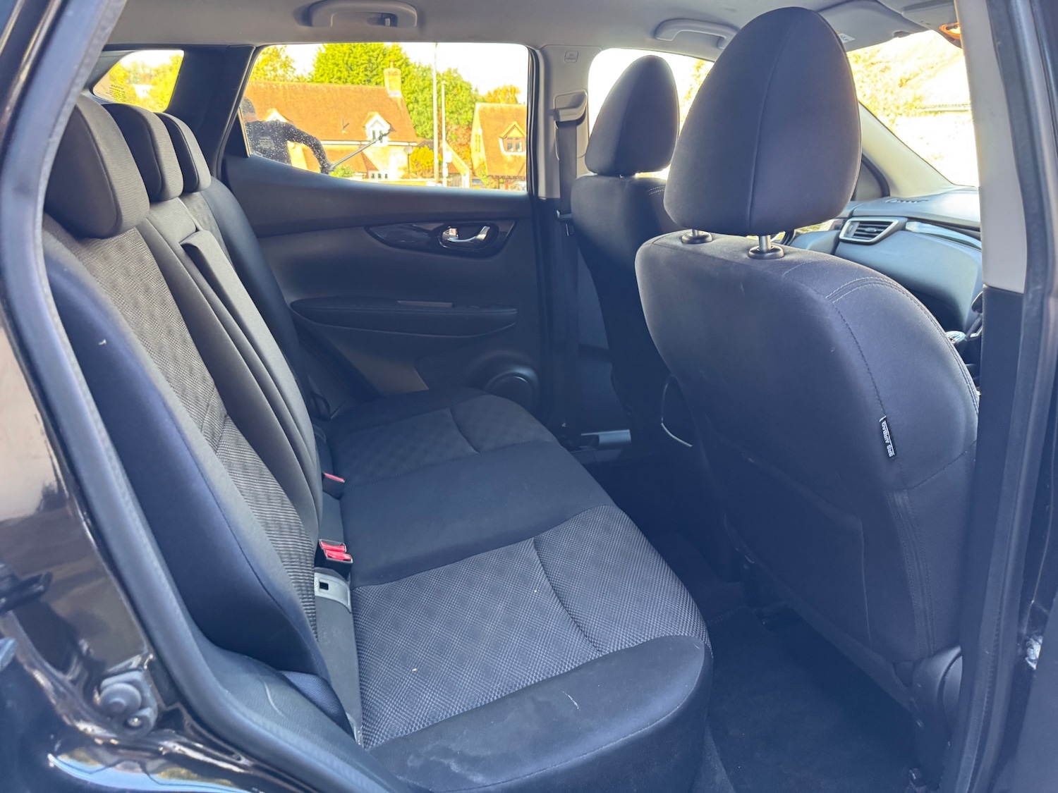 Used Nissan Qashqai 2017 for sale - 76392428: Photo 23