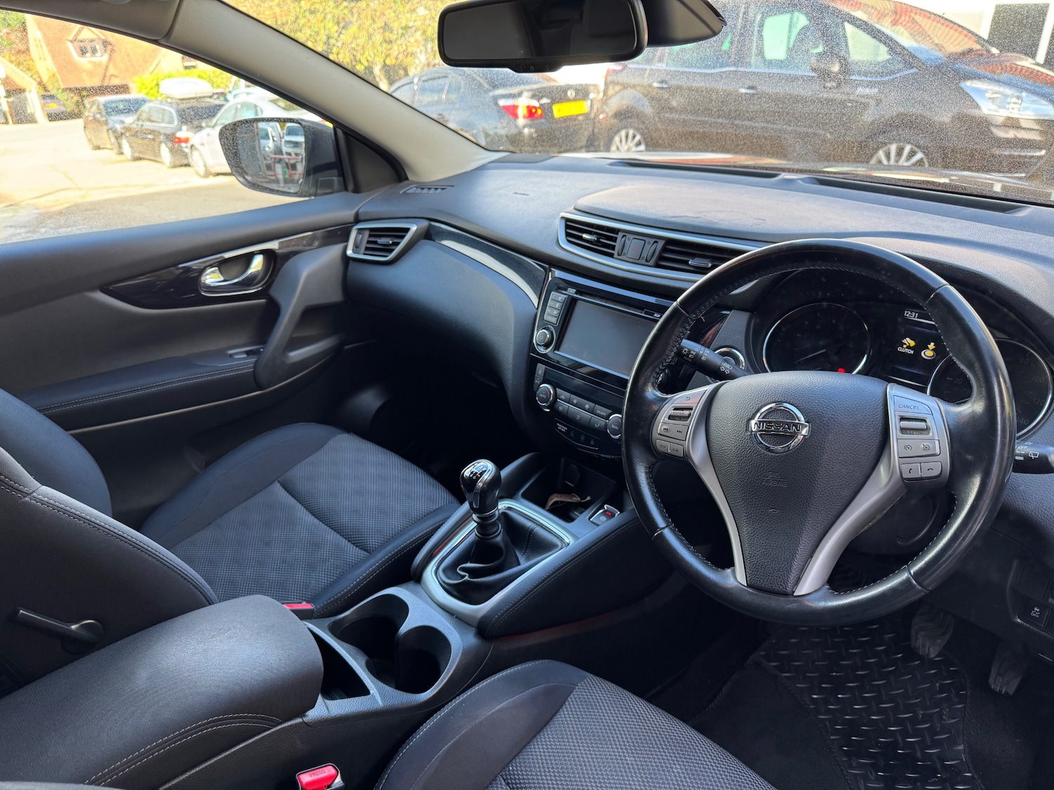 Used Nissan Qashqai 2017 for sale - 76392428: Photo 8