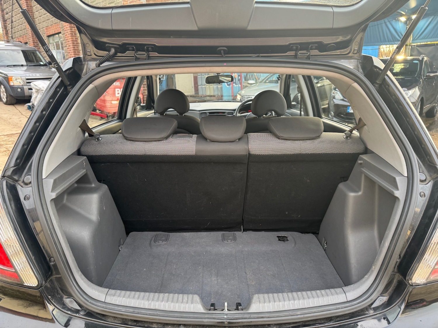 Used Kia Rio 2011 for sale - 77313890: Photo 13