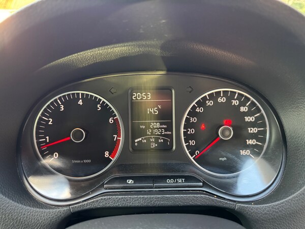 Used Volkswagen Polo 2012 for sale - 76120437: Photo 23