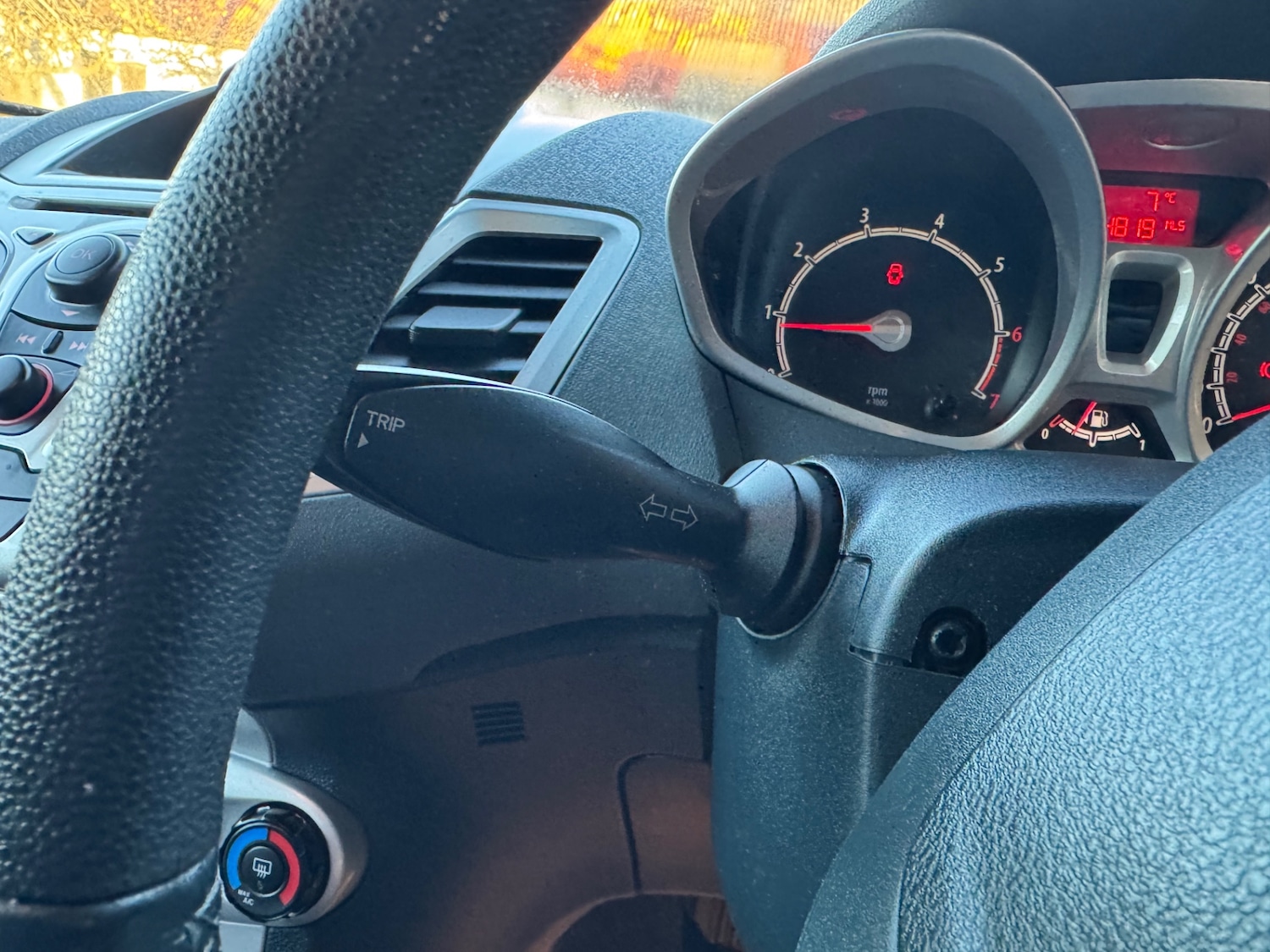 Used Ford Fiesta 2011 for sale - 76886074: Photo 16