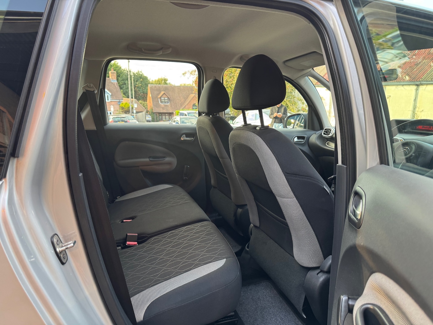 Used Citroen C3 Picasso 2013 for sale - 76083630: Photo 13