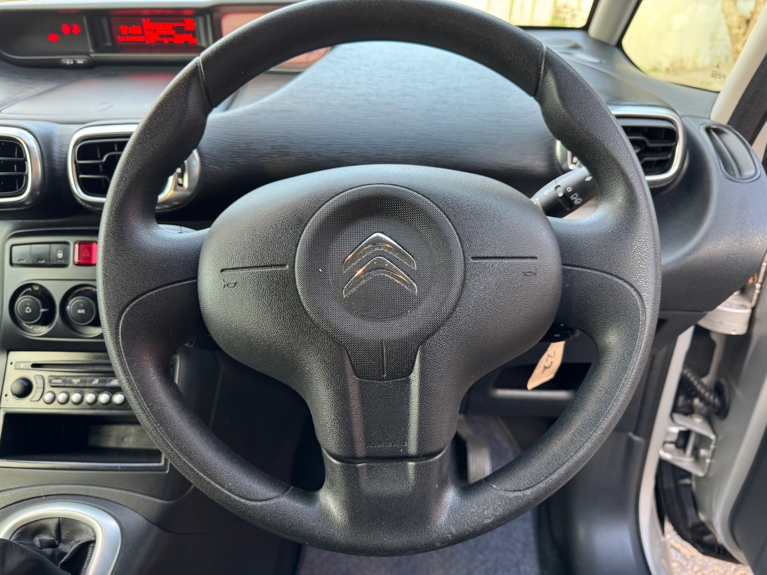 Used Citroen C3 Picasso 2013 for sale - 76083630: Photo 19