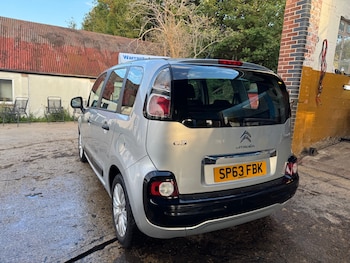 Used Citroen C3 Picasso 2013 for sale - 76083630: Photo 3
