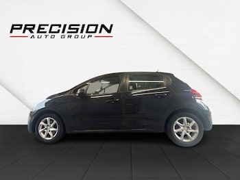Used Peugeot 208 2016 for sale - 76979558: Photo