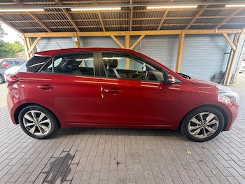 Used Hyundai i20 2015 for sale - 76063897: Photo