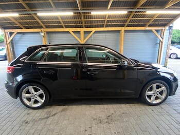 Used Audi A3 2016 for sale - 76177056: Photo 4