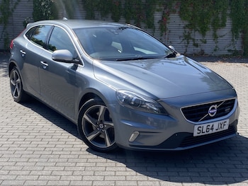 Used Volvo V40 2014 for sale - 79519497: Photo