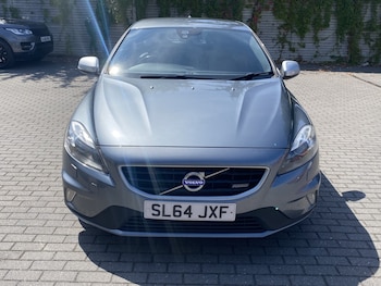 Used Volvo V40 2014 for sale - 79519497: Photo