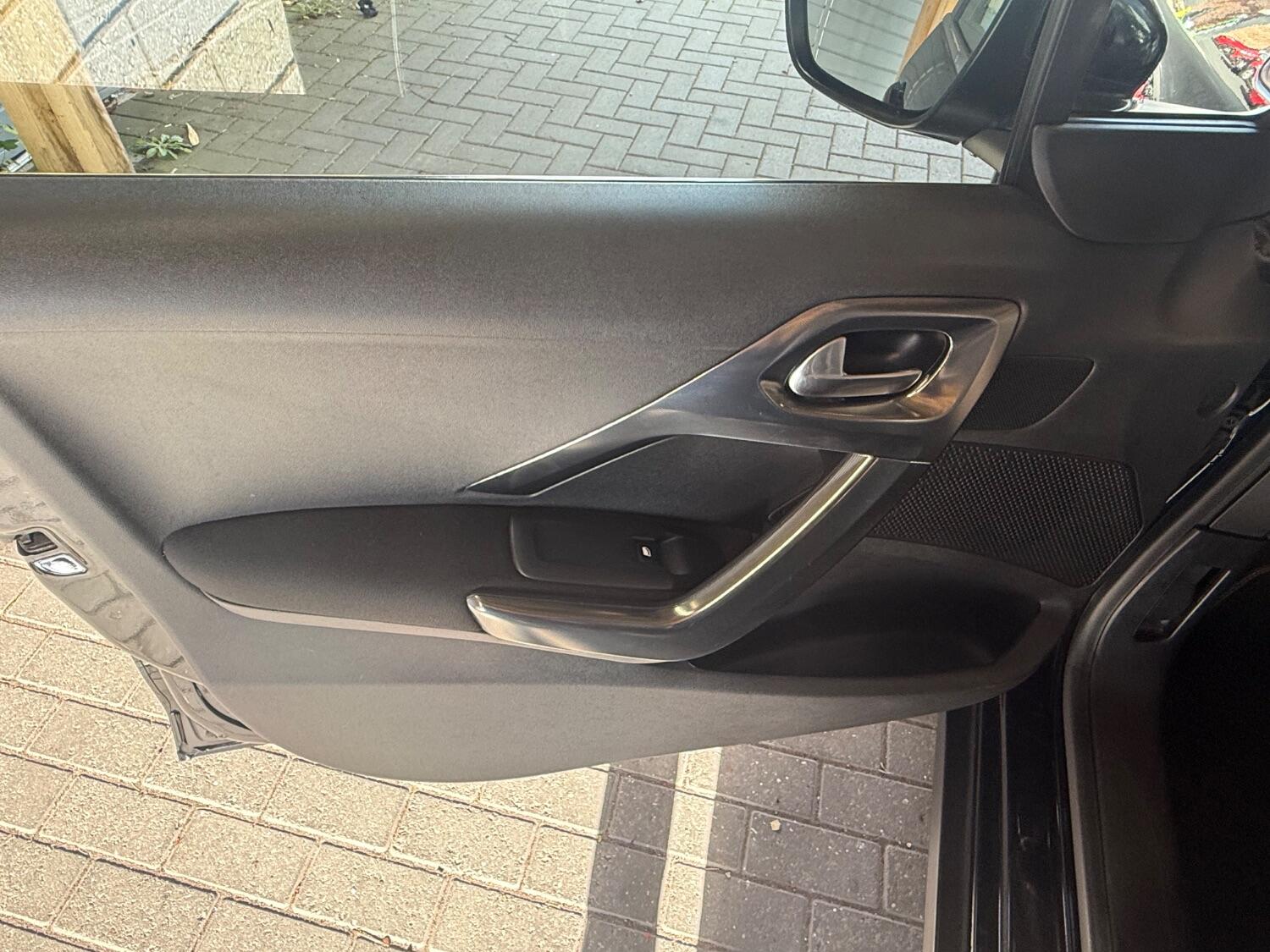 Used Peugeot 2008 2016 for sale - 76643379: Photo 17