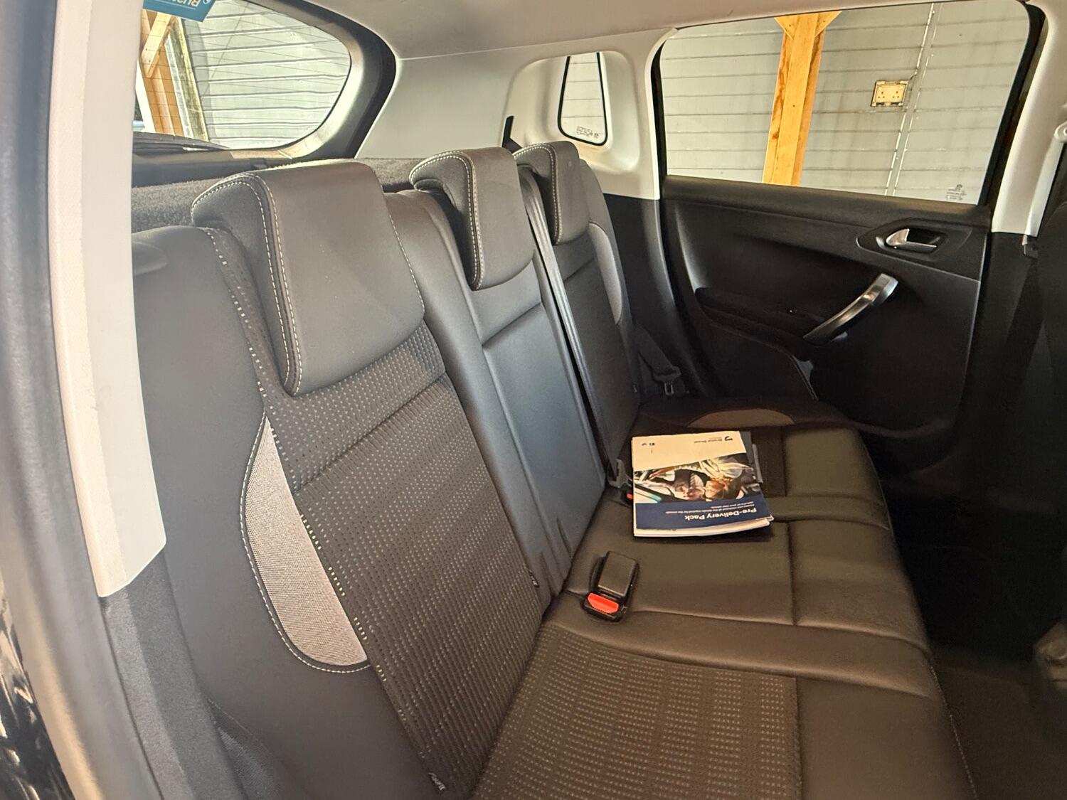 Used Peugeot 2008 2016 for sale - 76643379: Photo 21