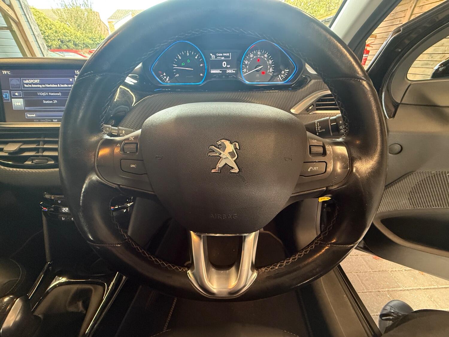 Used Peugeot 2008 2016 for sale - 76643379: Photo 24