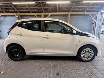 Used Toyota AYGO 2018 for sale - 78897627: Photo