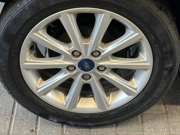 Used Ford Focus 2015 for sale - 75638290: Photo 15